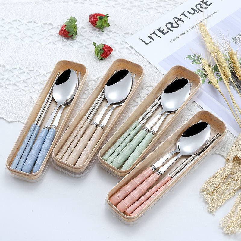 KIDS CUTLERY SPOON,FORK WITH CHOPSTICK IN A CASE